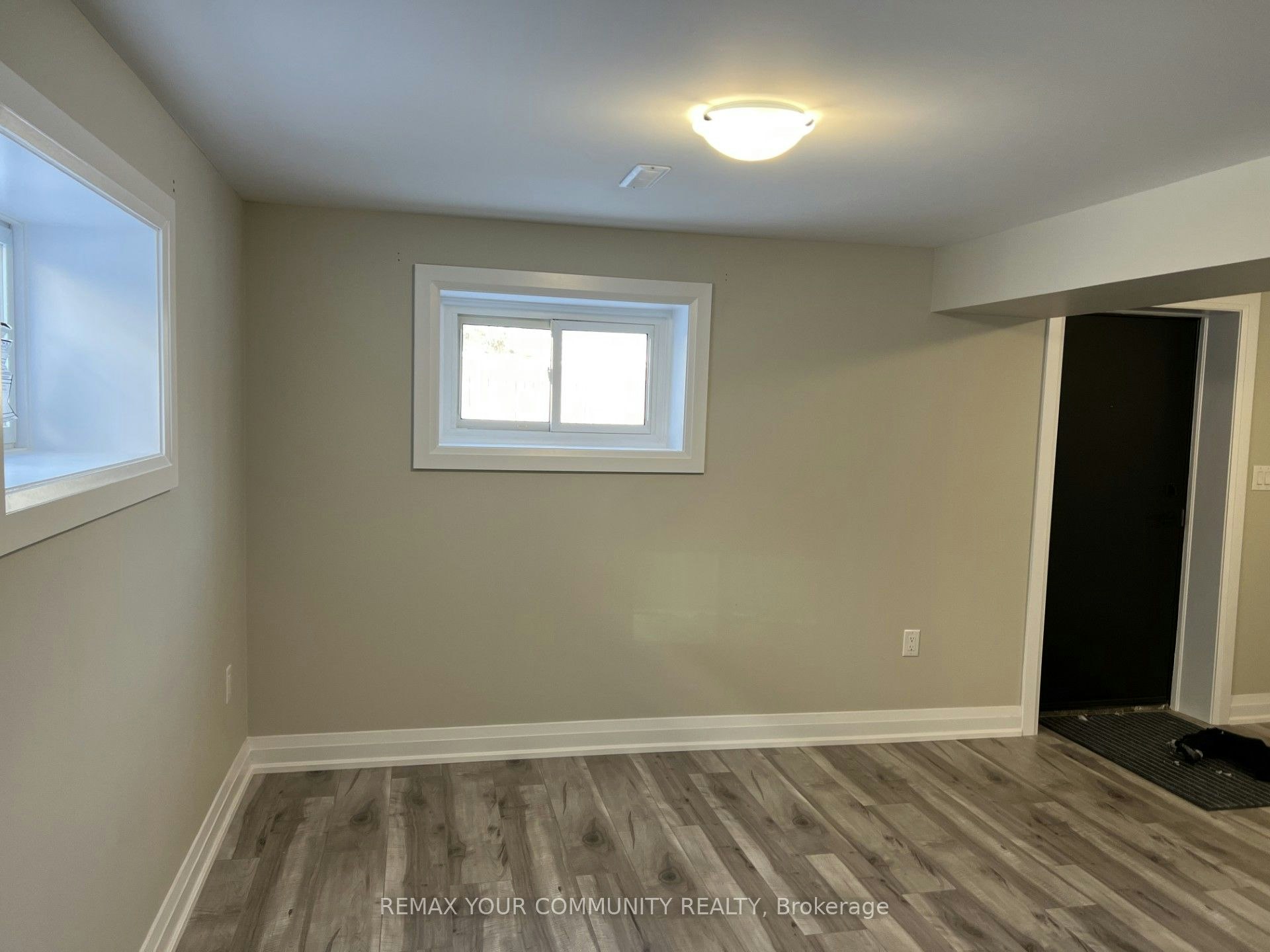 52A Janice Drive, Barrie, ON, L4N 5N4 - 5
