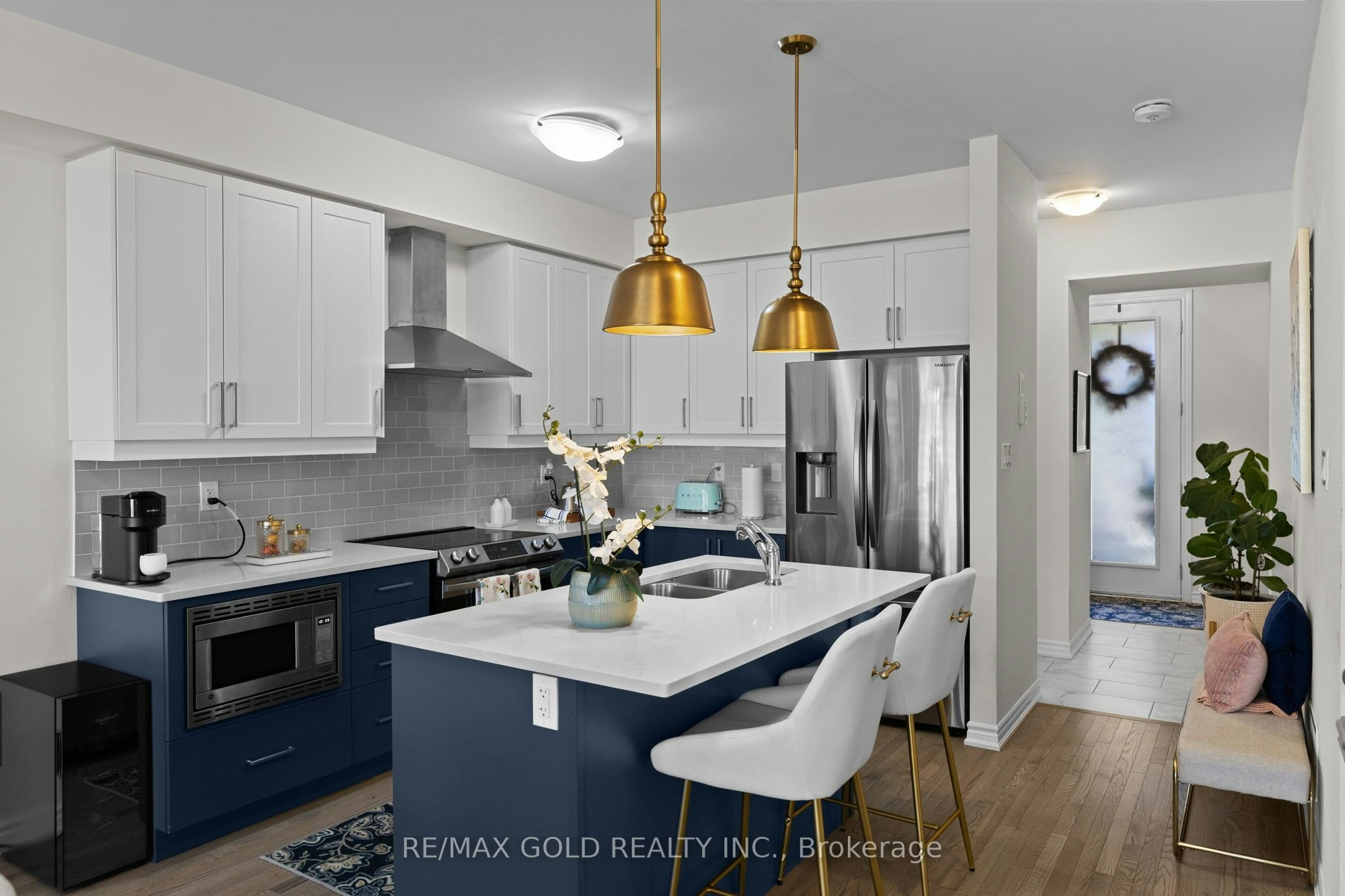 54 Eberhardt Drive, Wasaga Beach, ON, L9Z 0K5 - 11