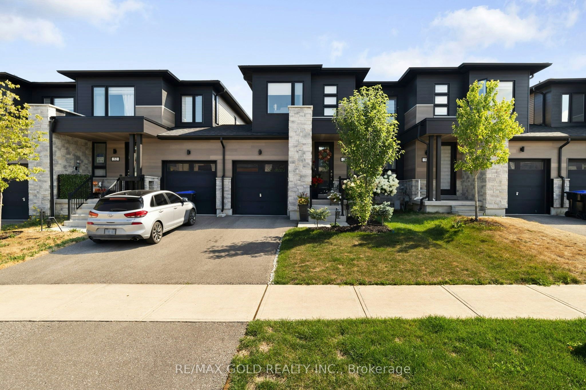 54 Eberhardt Drive, Wasaga Beach, ON, L9Z 0K5 - 2