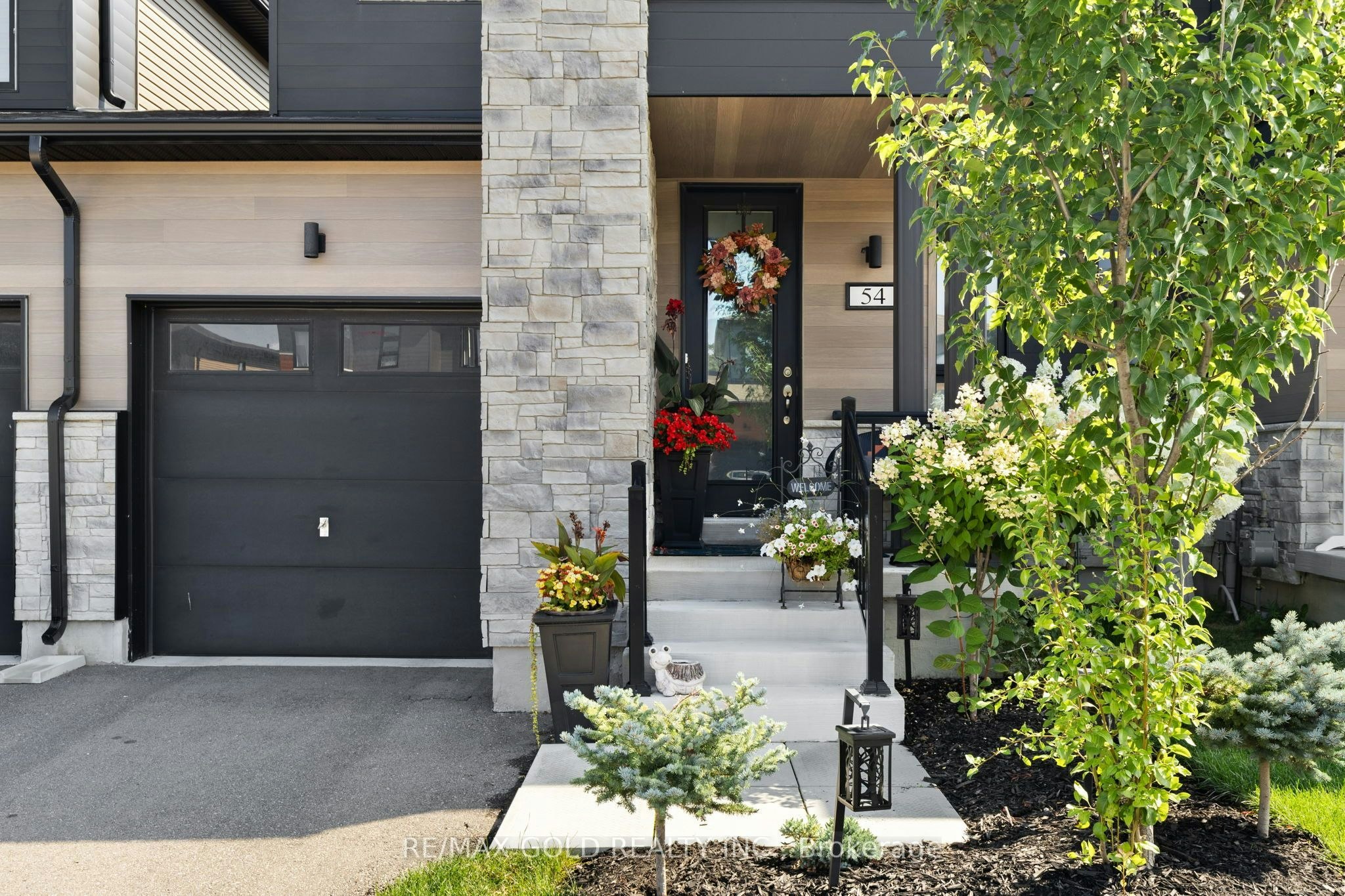 54 Eberhardt Drive, Wasaga Beach, ON, L9Z 0K5 - 4