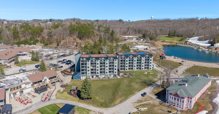 501-80 Horseshoe Boulevard, Oro-Medonte, ON, L4M 4Y8