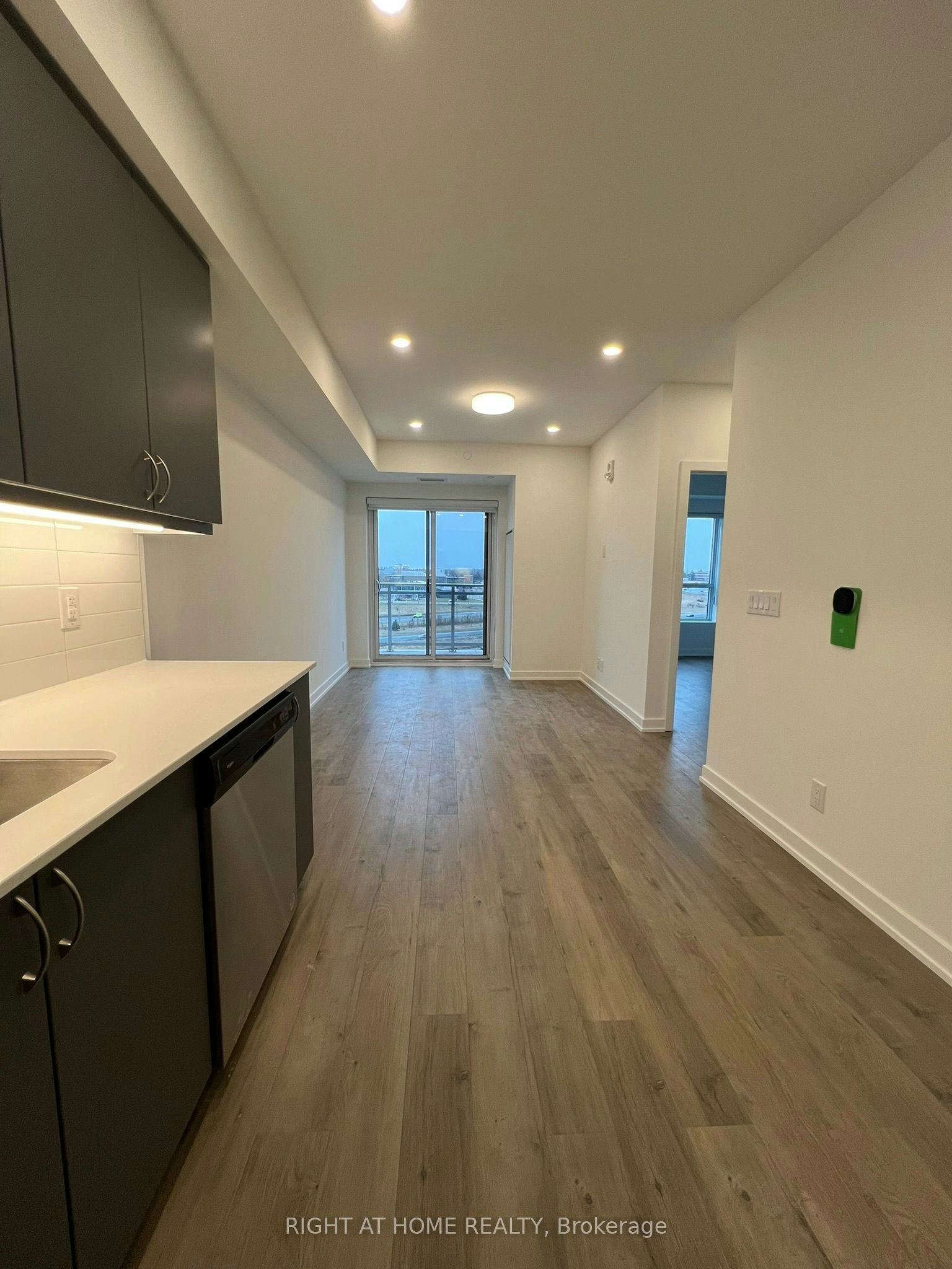 1211-56 Lakeside Terrace, Barrie, ON, L4M 7B9 - 6