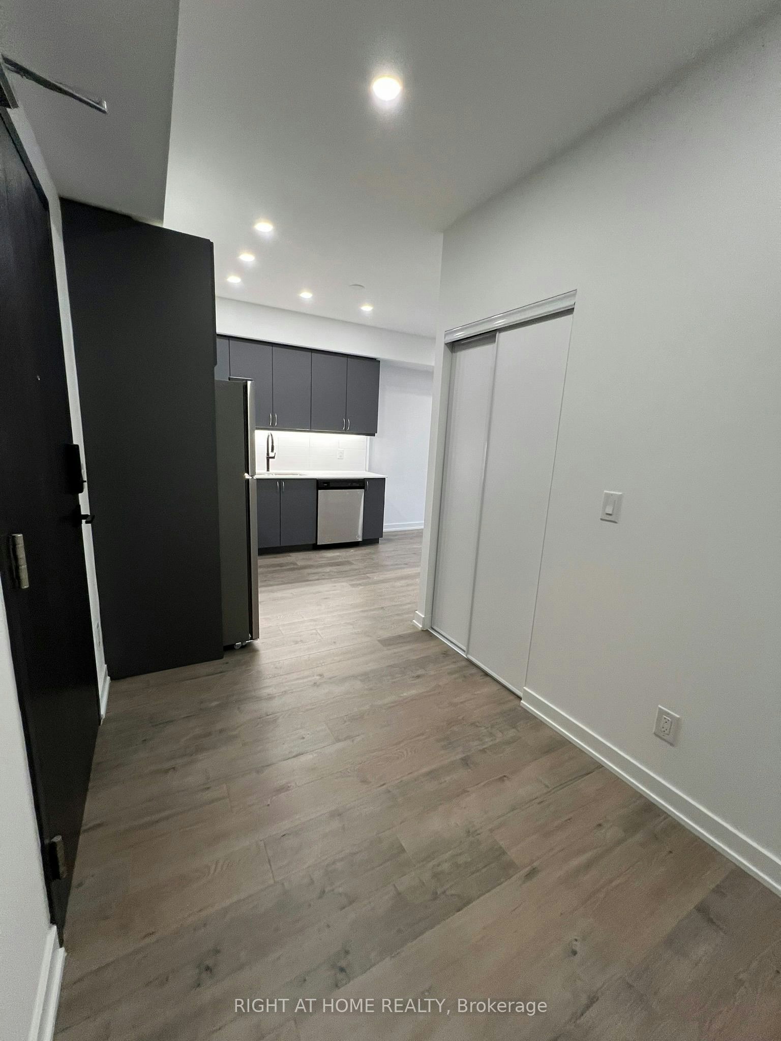 1211-56 Lakeside Terrace, Barrie, ON, L4M 7B9 - 9