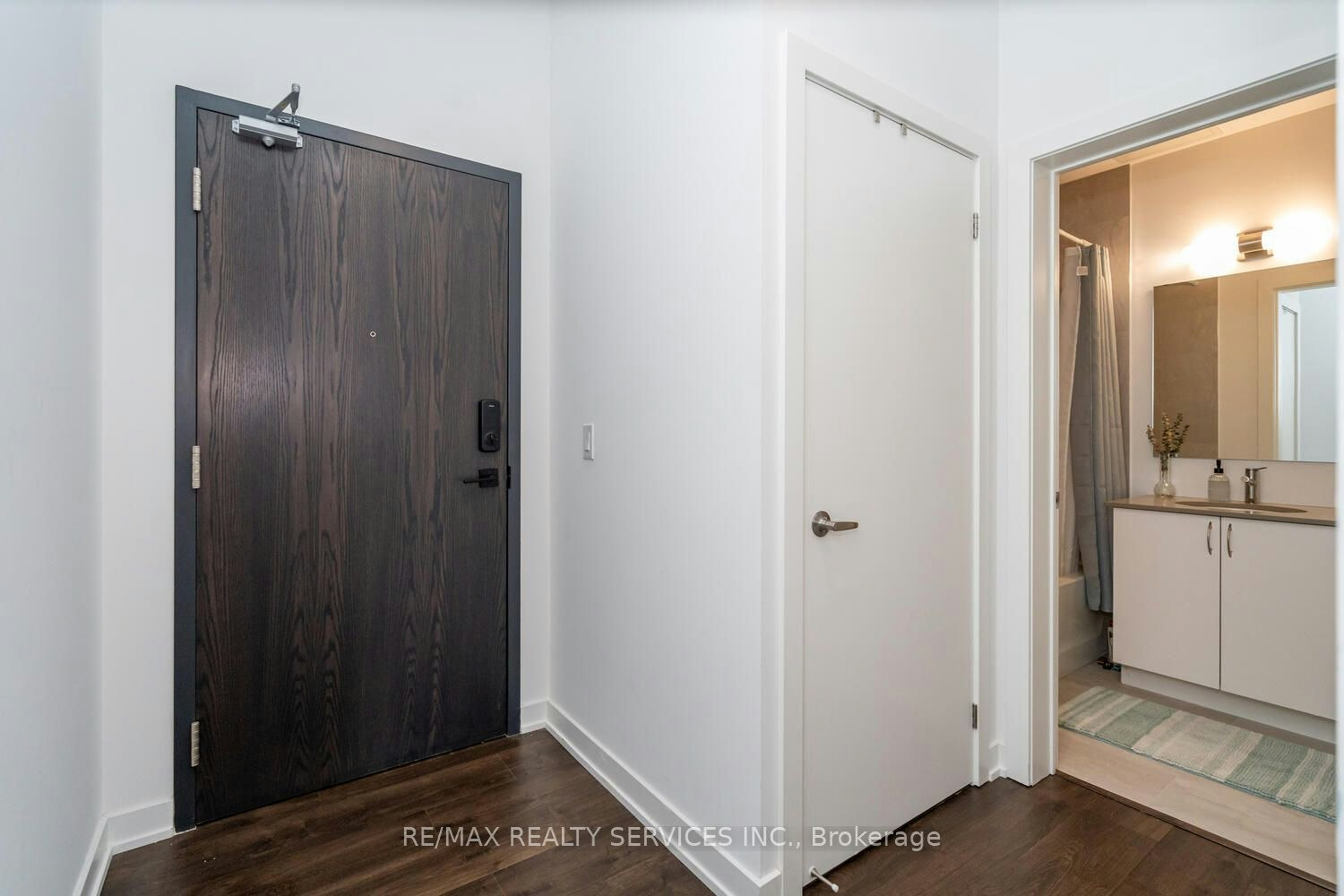108-56 Lakeside Terrace, Barrie, ON, L4M 7B9 - 7