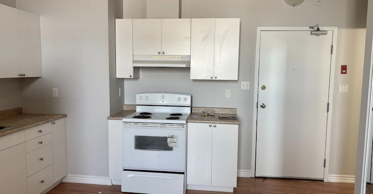 302-19 Dunlop Street W, Barrie, ON, L4N 1A1 - 3