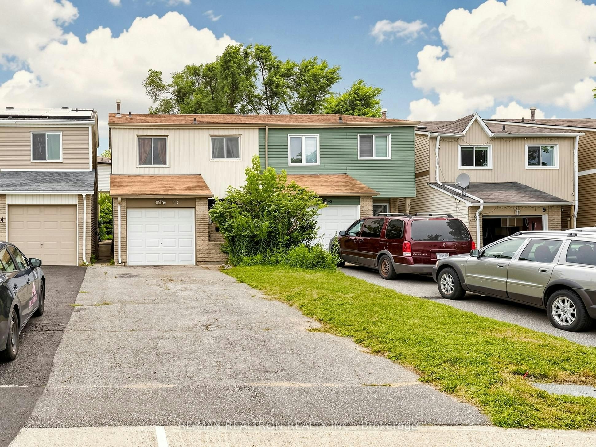 12 Robin Court, Barrie, ON, L4M 5M1