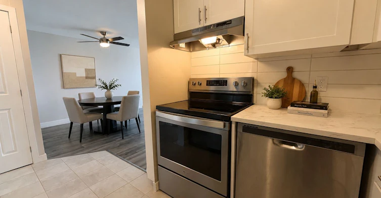 303-126 Bell Farm Road, Barrie, ON, L4M 6J3 - 8