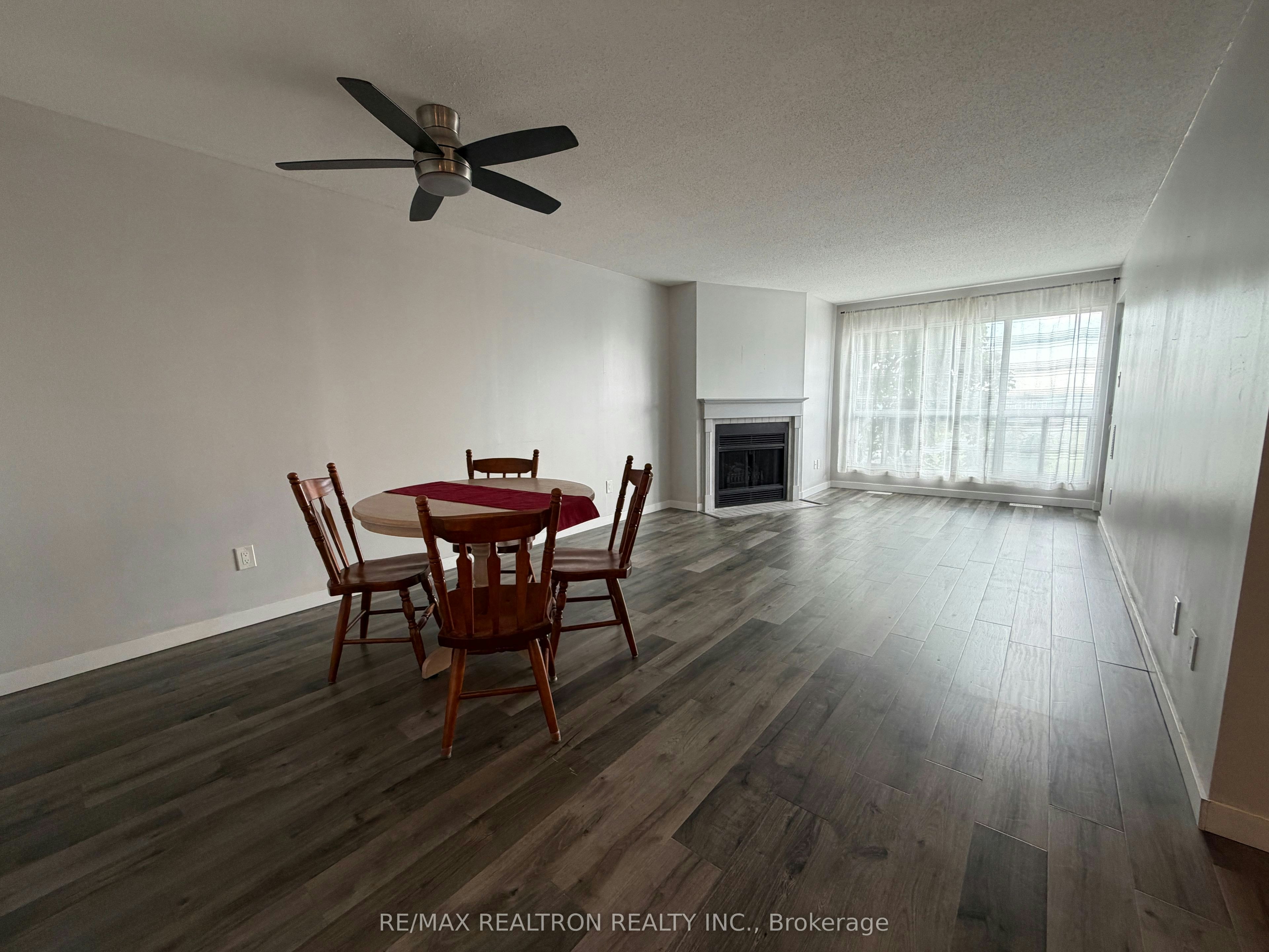 303-126 Bell Farm Road, Barrie, ON, L4M 6J3 - 3