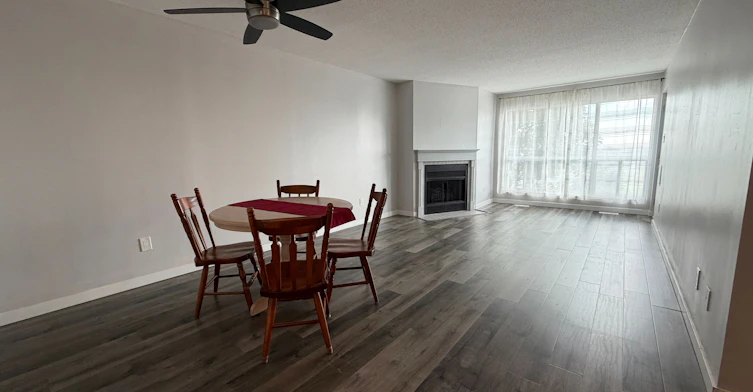 303-126 Bell Farm Road, Barrie, ON, L4M 6J3 - 3