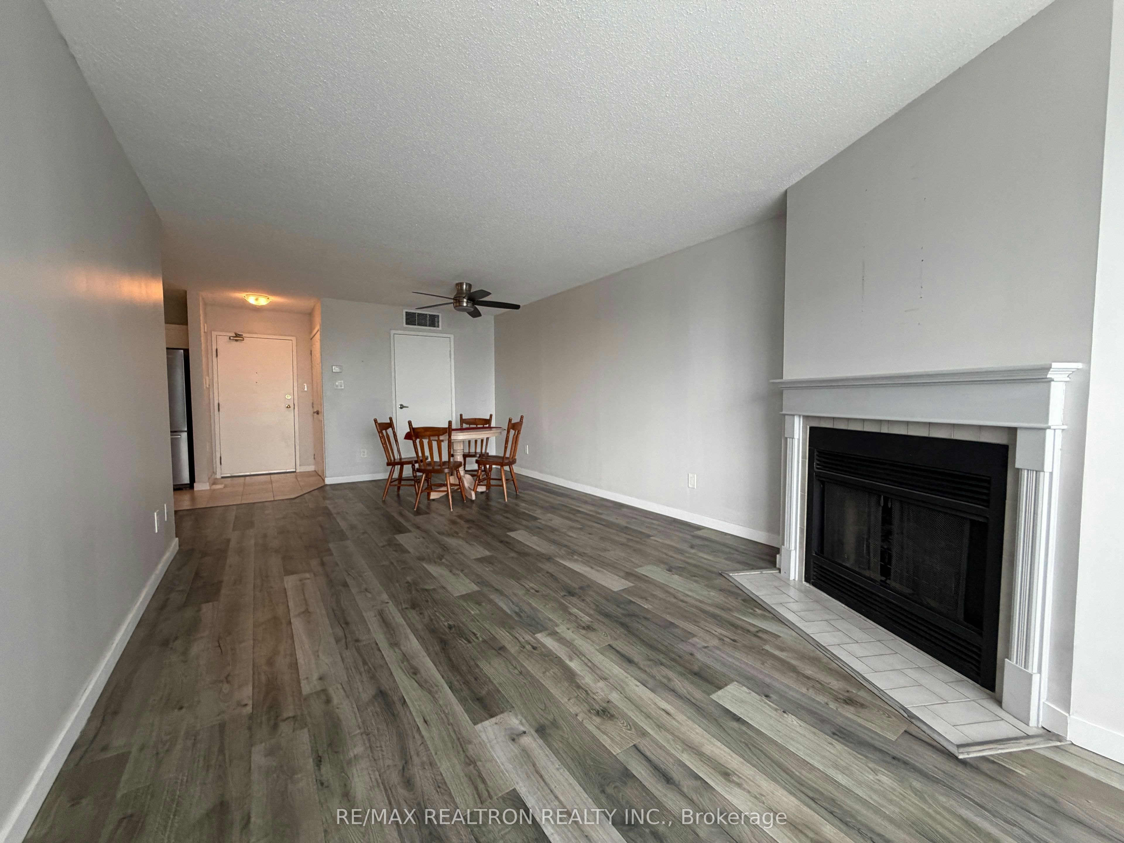 303-126 Bell Farm Road, Barrie, ON, L4M 6J3 - 5
