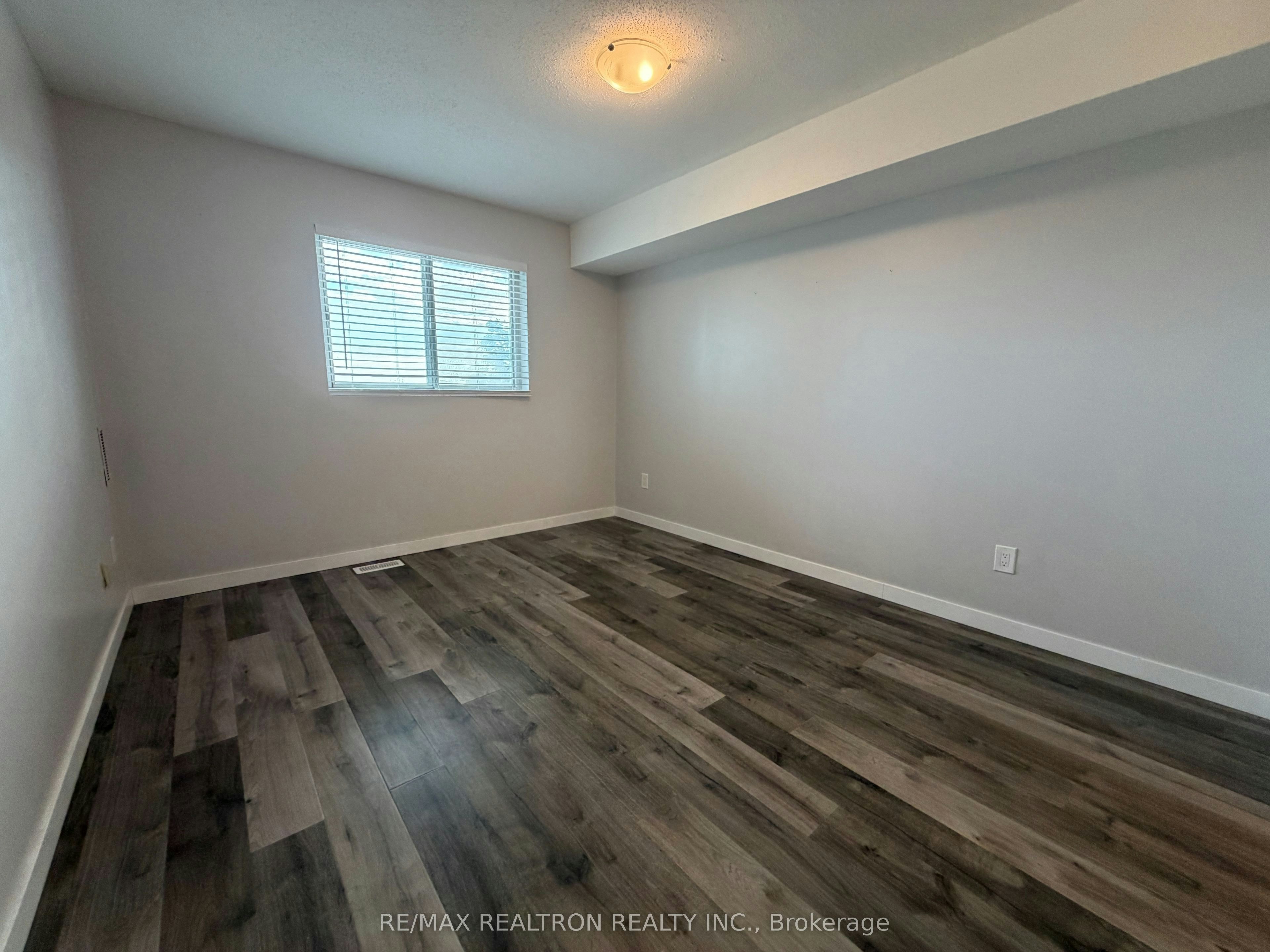 303-126 Bell Farm Road, Barrie, ON, L4M 6J3 - 13