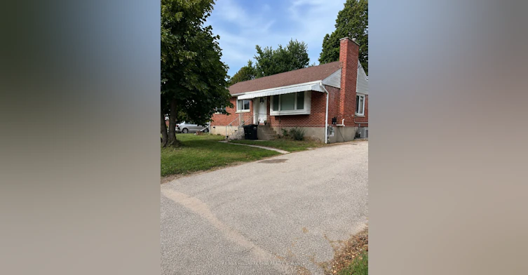 193 St Vincent Street, Barrie, ON, L4M 3Z5 - 11