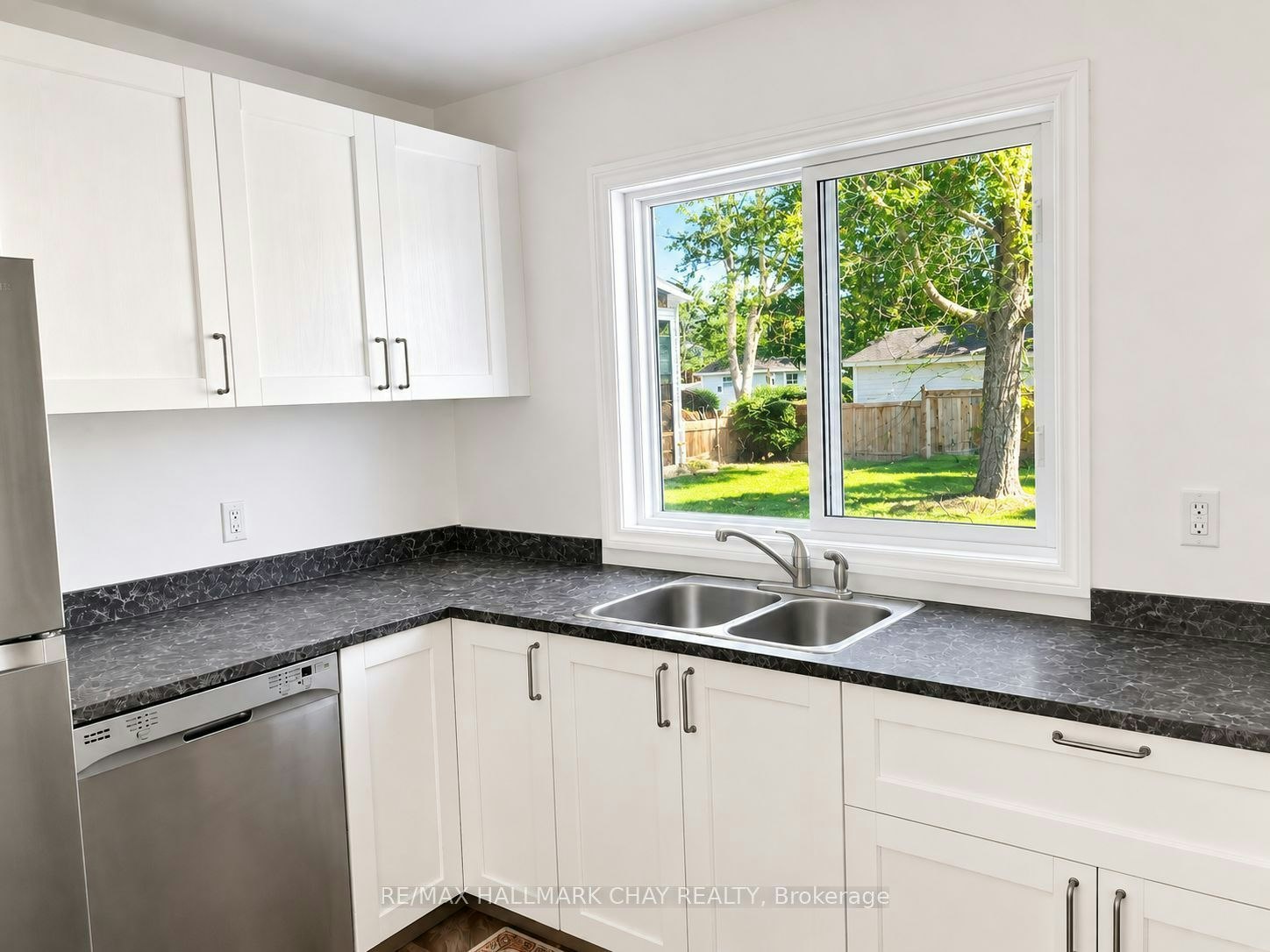 193 St Vincent Street, Barrie, ON, L4M 3Z5 - 7