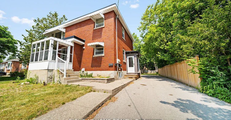 Bsmt-21 Thomson Street, Barrie, ON, L4N 1X4