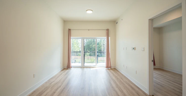 203-121 Mary Street, Clearview, ON, L0M 1G0 - 13