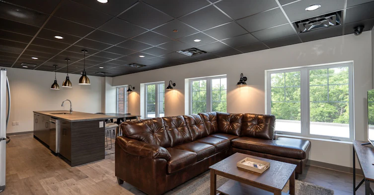 203-121 Mary Street, Clearview, ON, L0M 1G0 - 24