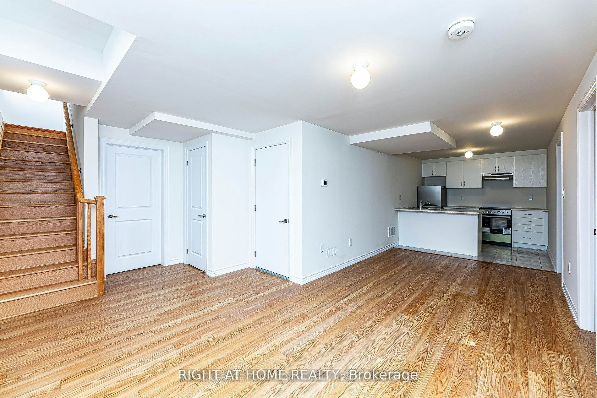 Basement-27 Lincoln Drive, Barrie, ON, L9J 0L8 - 3