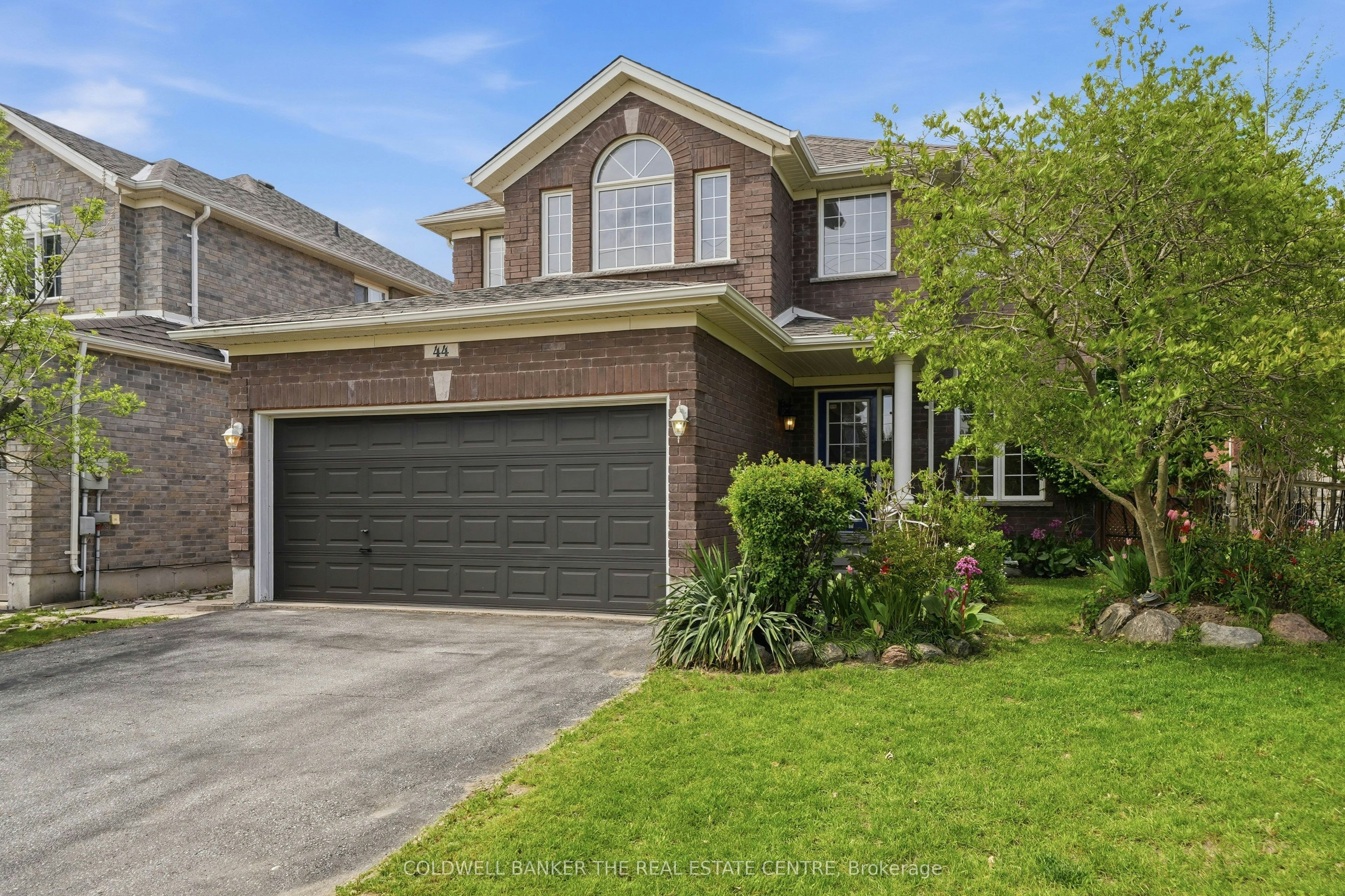 44 Prince William Way, Barrie, ON, L4N 0Y9