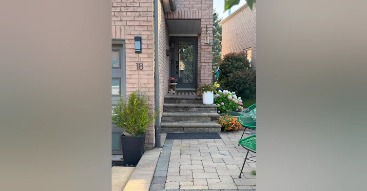 18 Wallace Drive, Barrie, ON, L4N 7E2 - 4