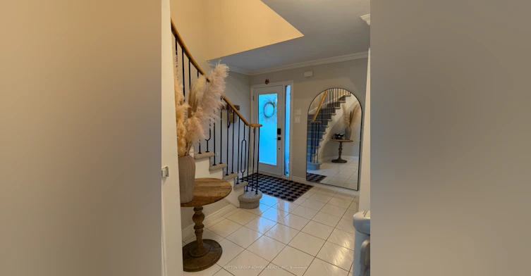 18 Wallace Drive, Barrie, ON, L4N 7E2 - 2