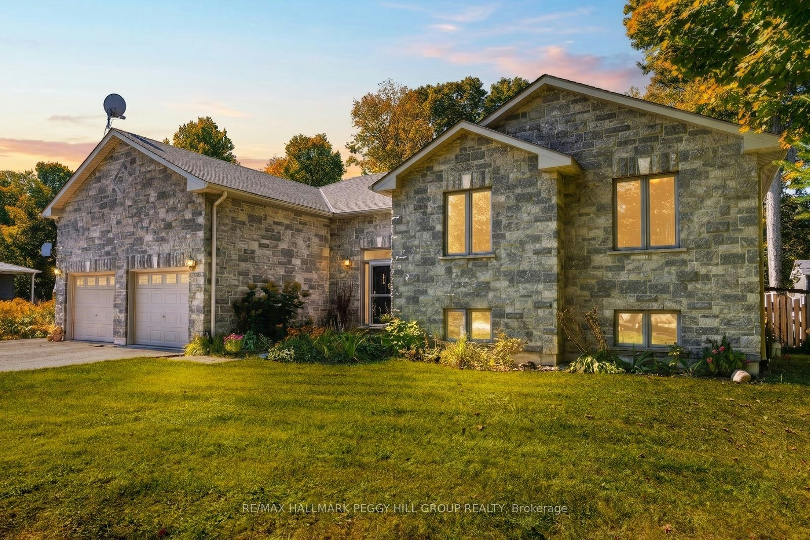 122 Trout Lane, Tiny, ON, L9M 0J1