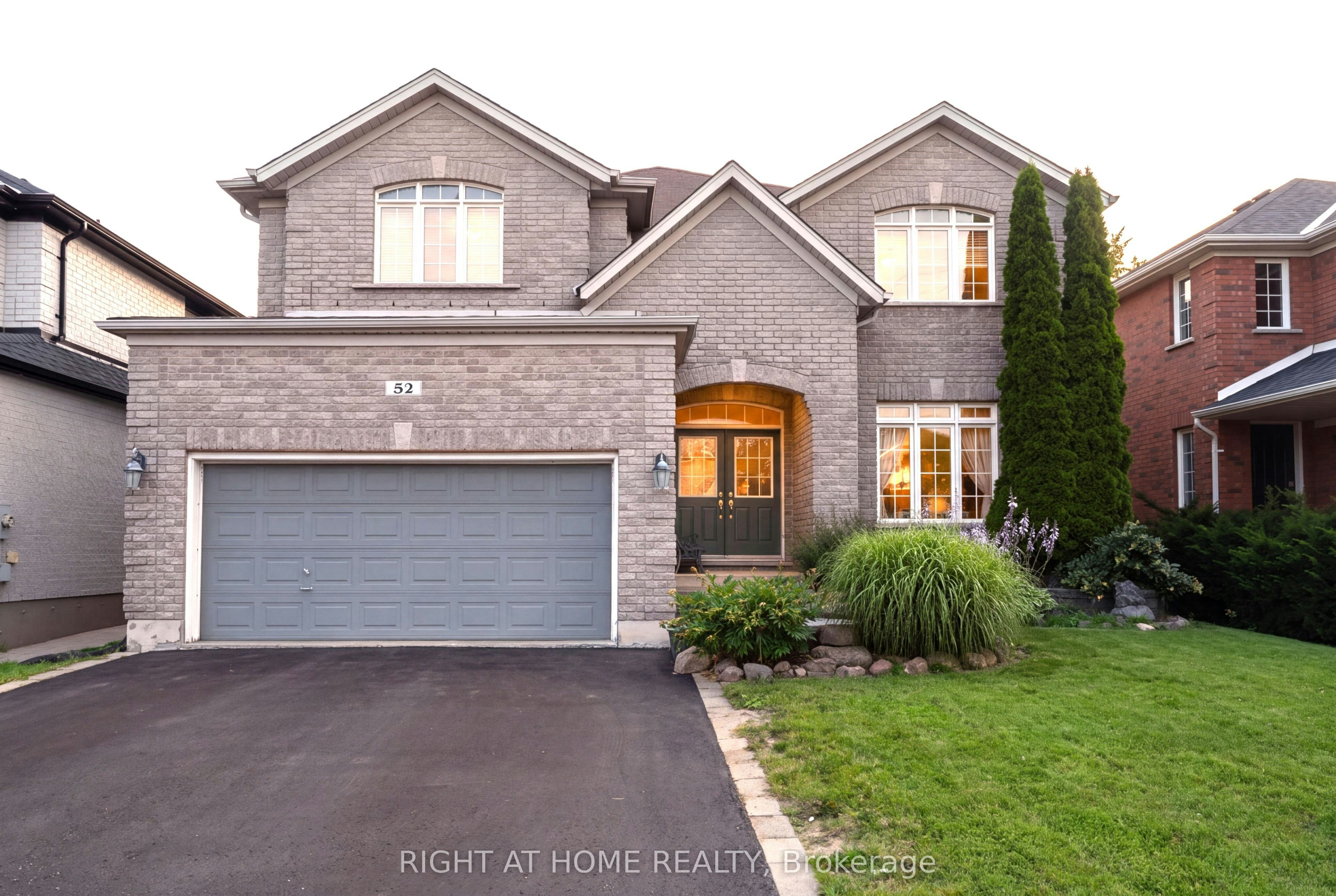 52 Prince William Way, Barrie, ON, L4N 0Y9