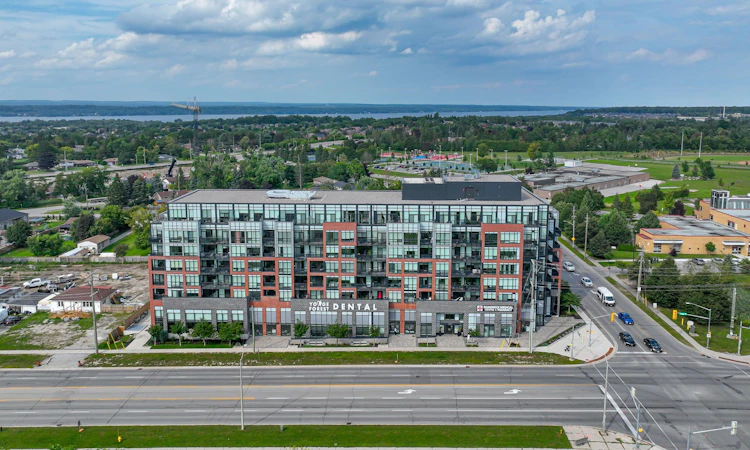 317-681 Yonge Street