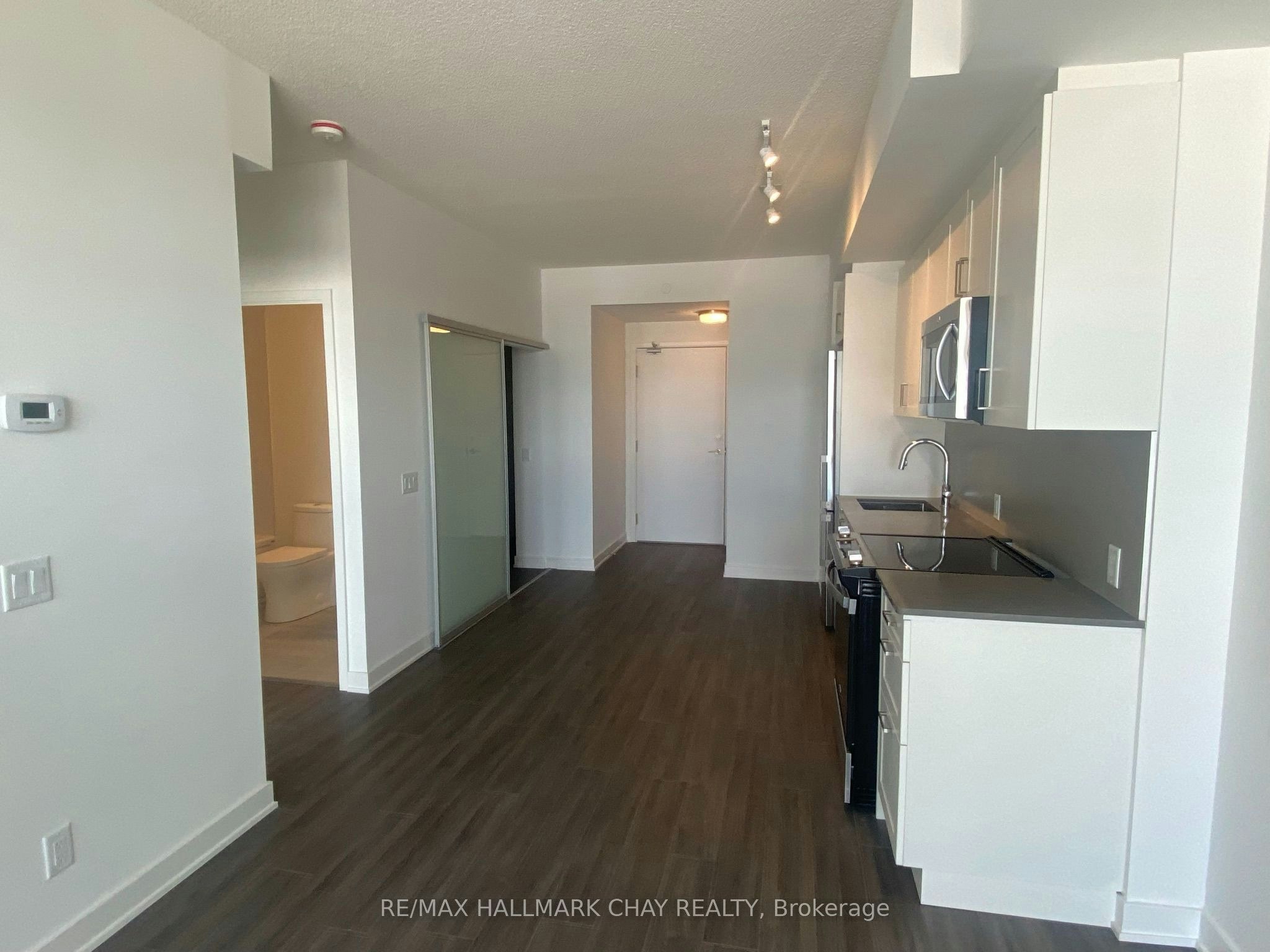 317-681 Yonge Street, Barrie, ON, L4N 4E8