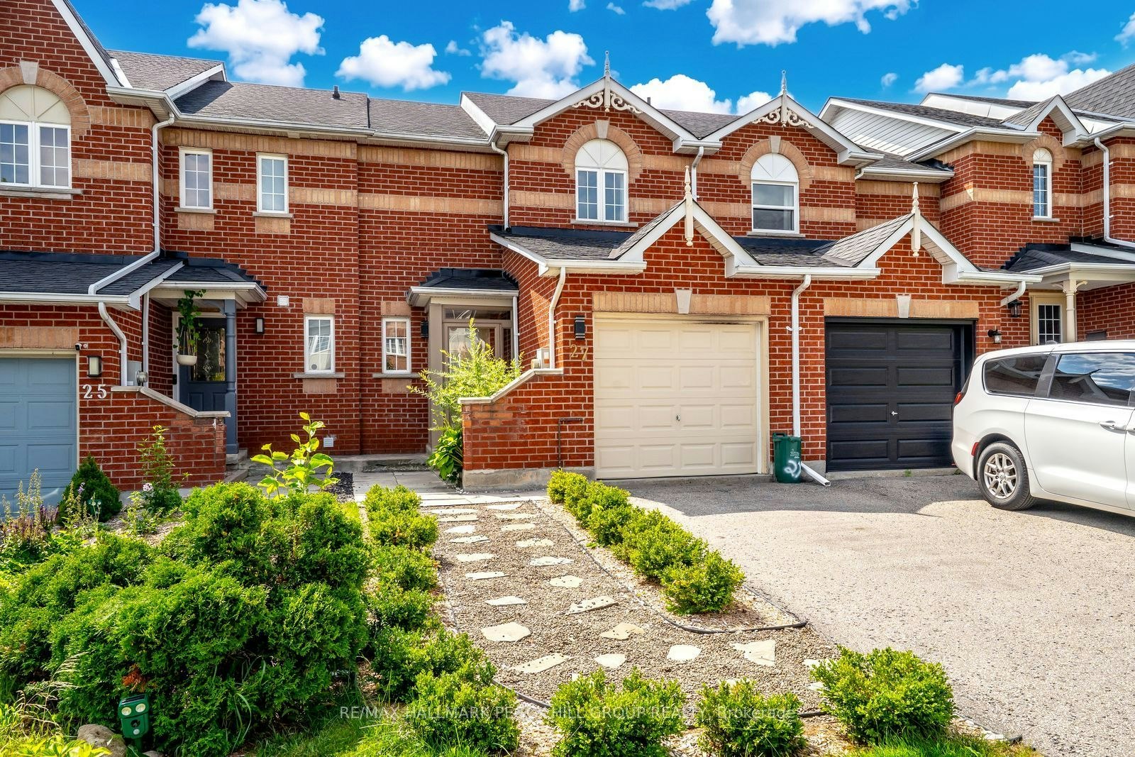 27 Gadwall Avenue, Barrie, ON, L4N 8X6