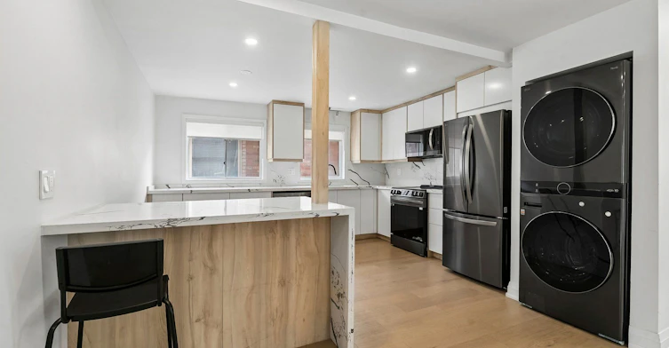 Main Floor-84 Irwin Drive, Barrie, ON, L4N 7A8 - 4