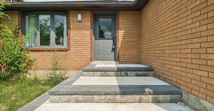 Main Floor-84 Irwin Drive, Barrie, ON, L4N 7A8 - 2