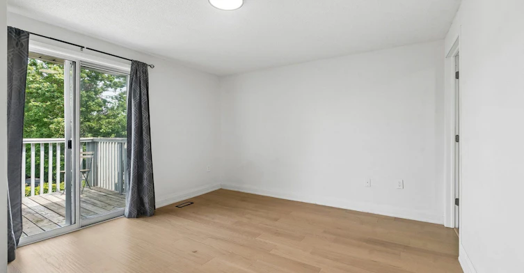 Main Floor-84 Irwin Drive, Barrie, ON, L4N 7A8 - 10
