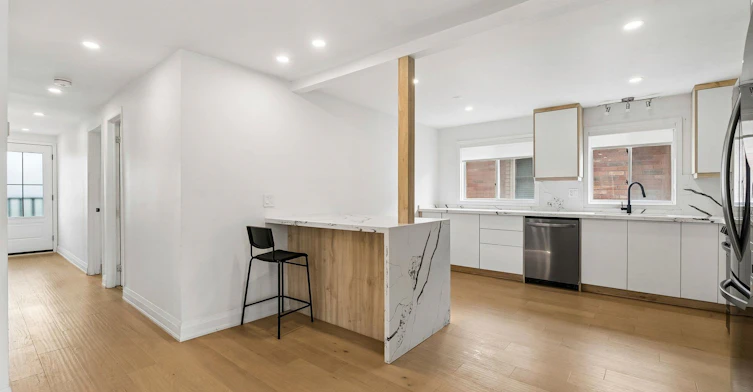 Main Floor-84 Irwin Drive, Barrie, ON, L4N 7A8 - 3