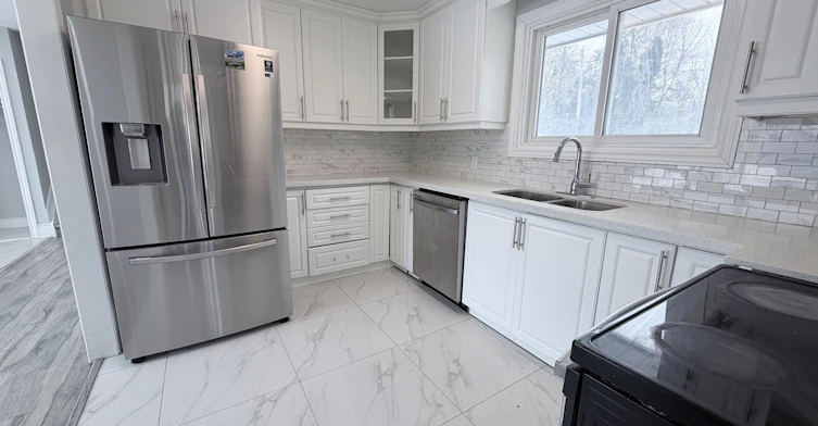 Main-152 Rose Street, Barrie, ON, L4M 2T7 - 5