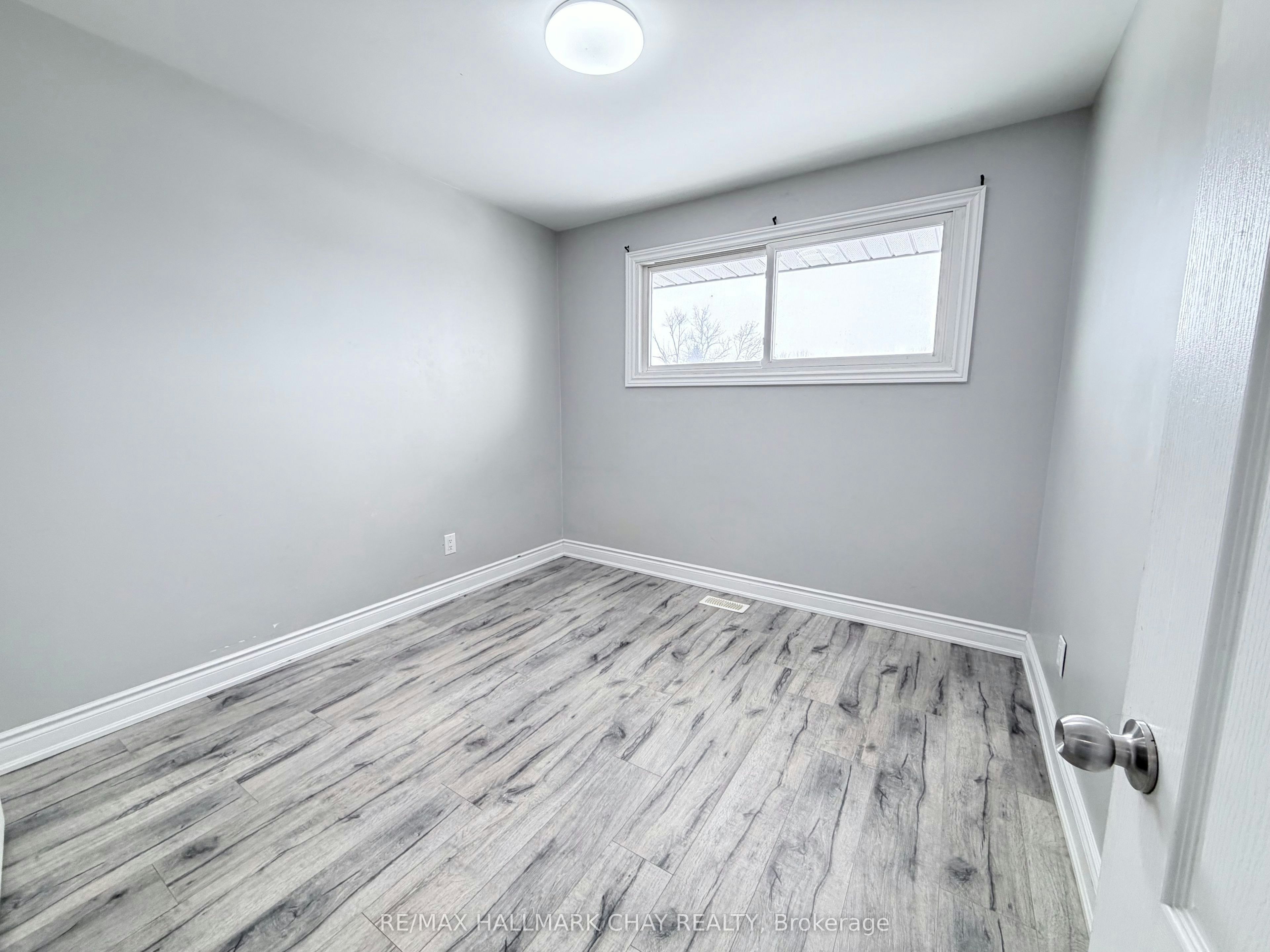 Main-152 Rose Street, Barrie, ON, L4M 2T7 - 16