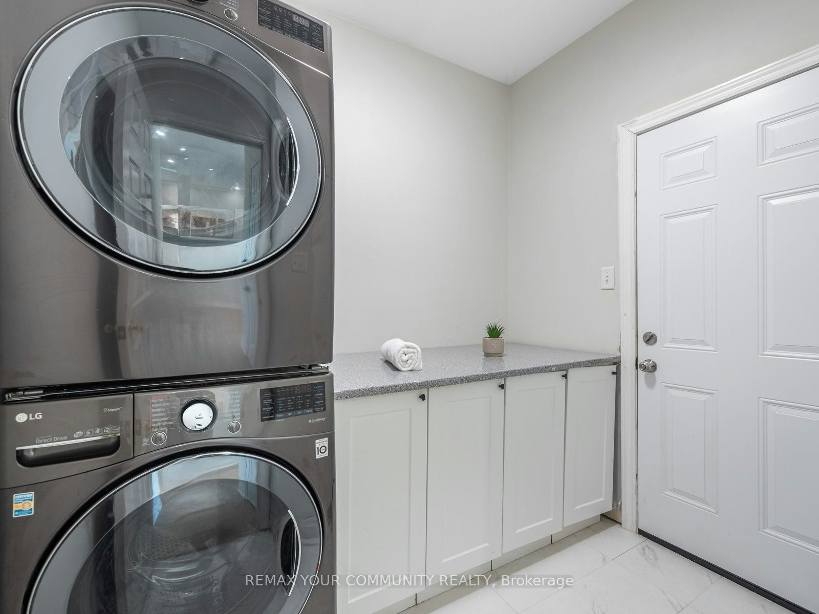258 Livingstone Street E, Barrie, ON, L4M 6N6 - 10