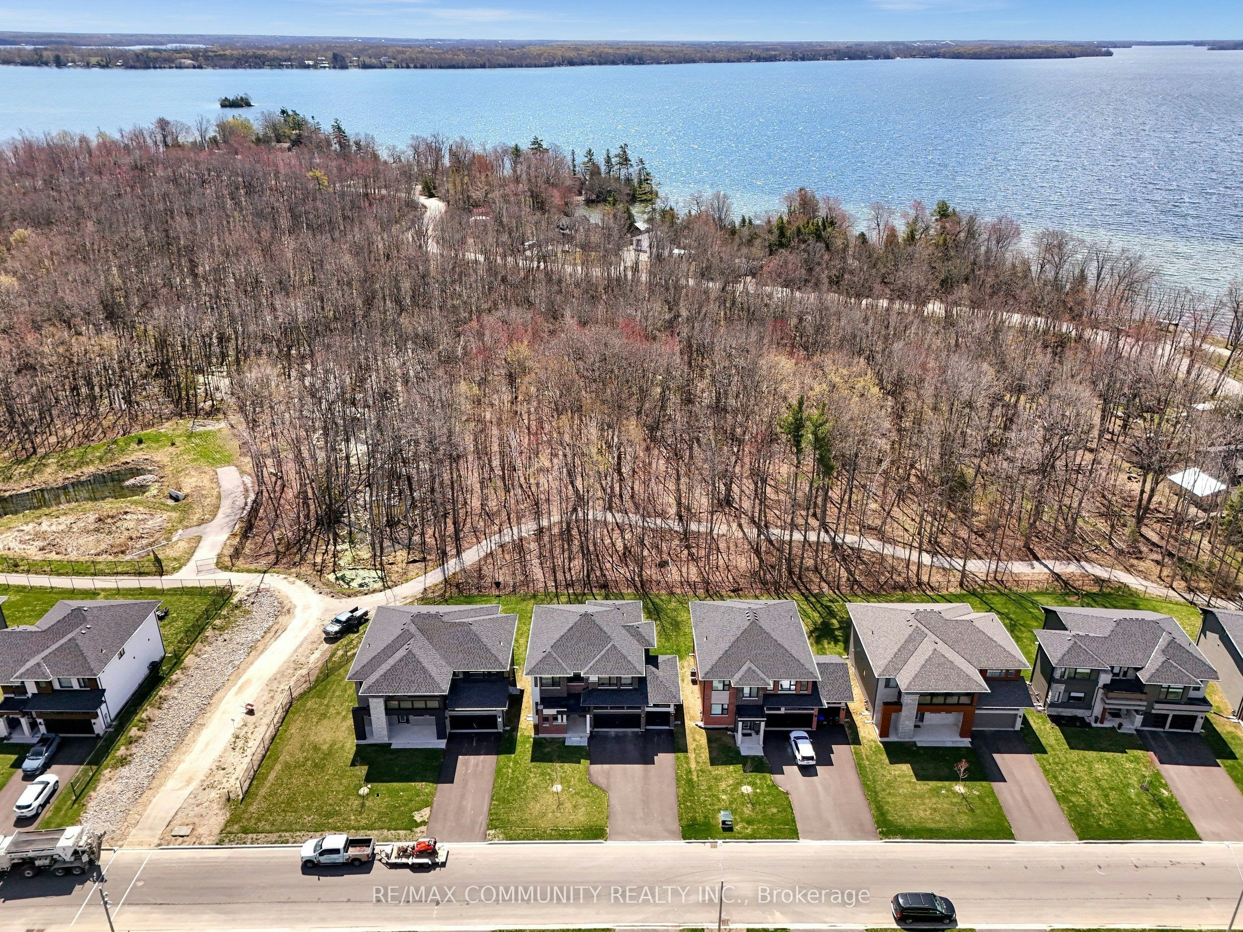 3169 Searidge Street, Severn, ON, L3V 0Y4 - 48