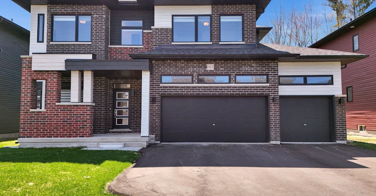 3169 Searidge Street, Severn, ON, L3V 0Y4 - 3