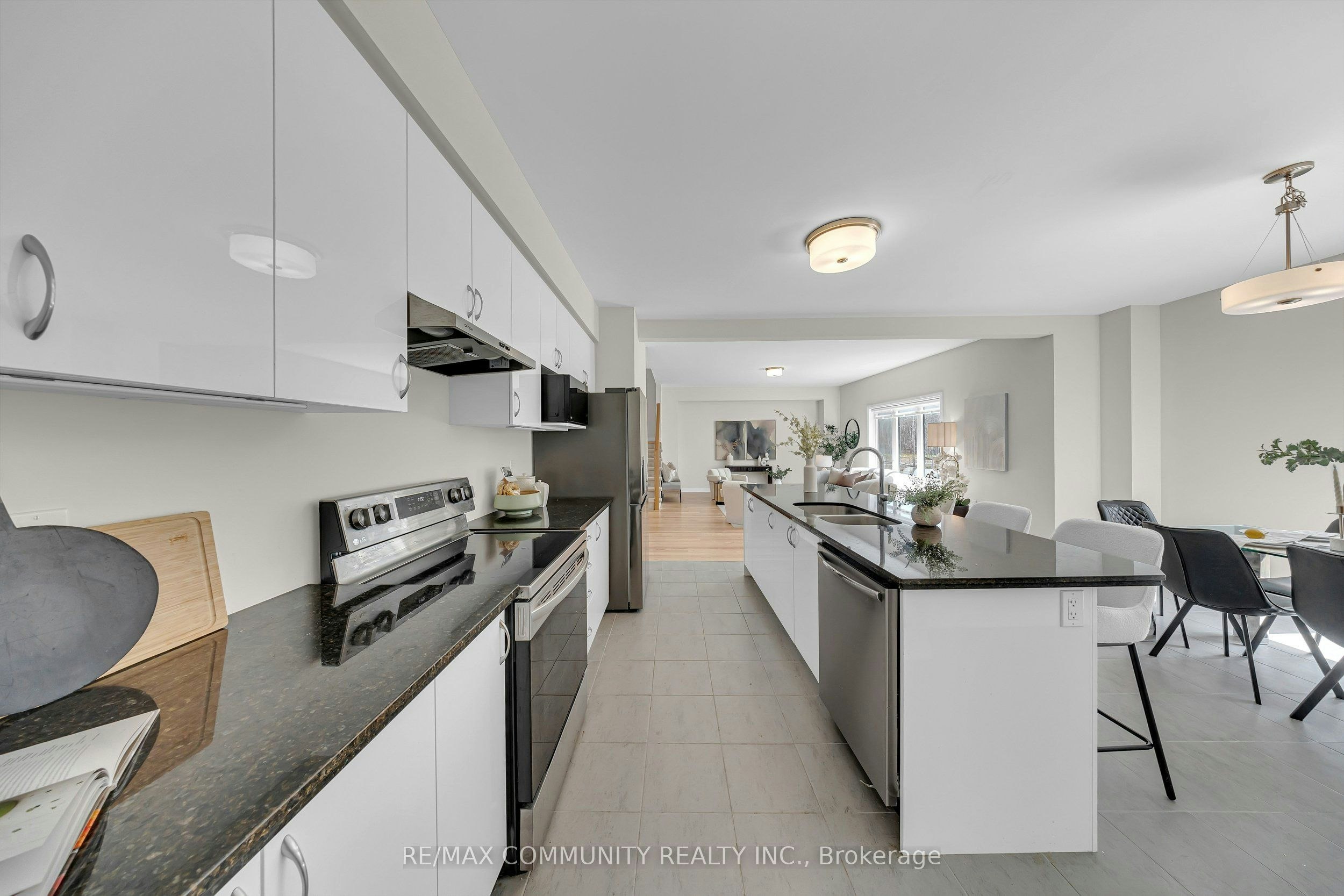 3169 Searidge Street, Severn, ON, L3V 0Y4 - 20