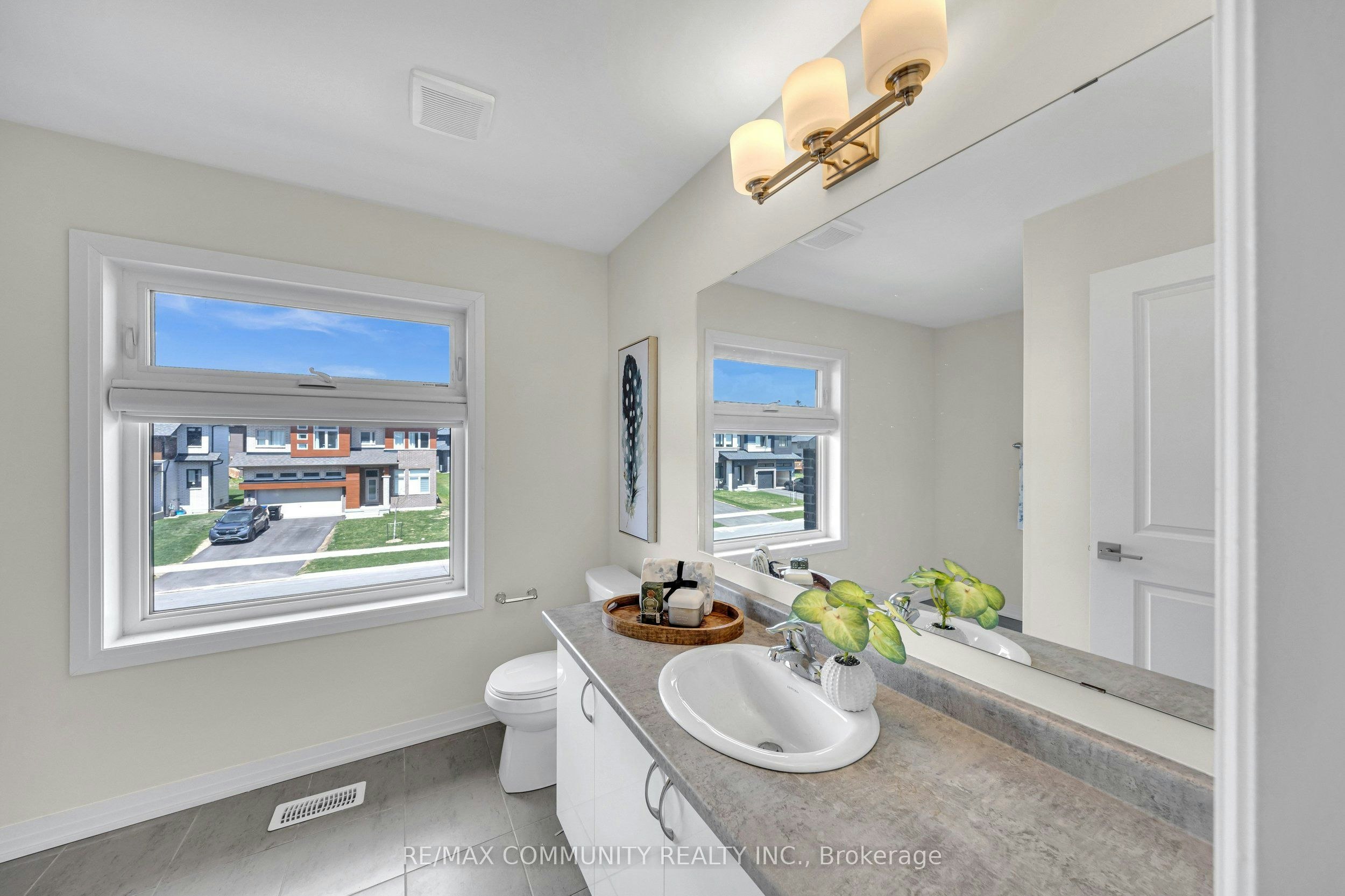 3169 Searidge Street, Severn, ON, L3V 0Y4 - 39