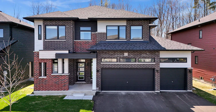 3169 Searidge Street, Severn, ON, L3V 0Y4