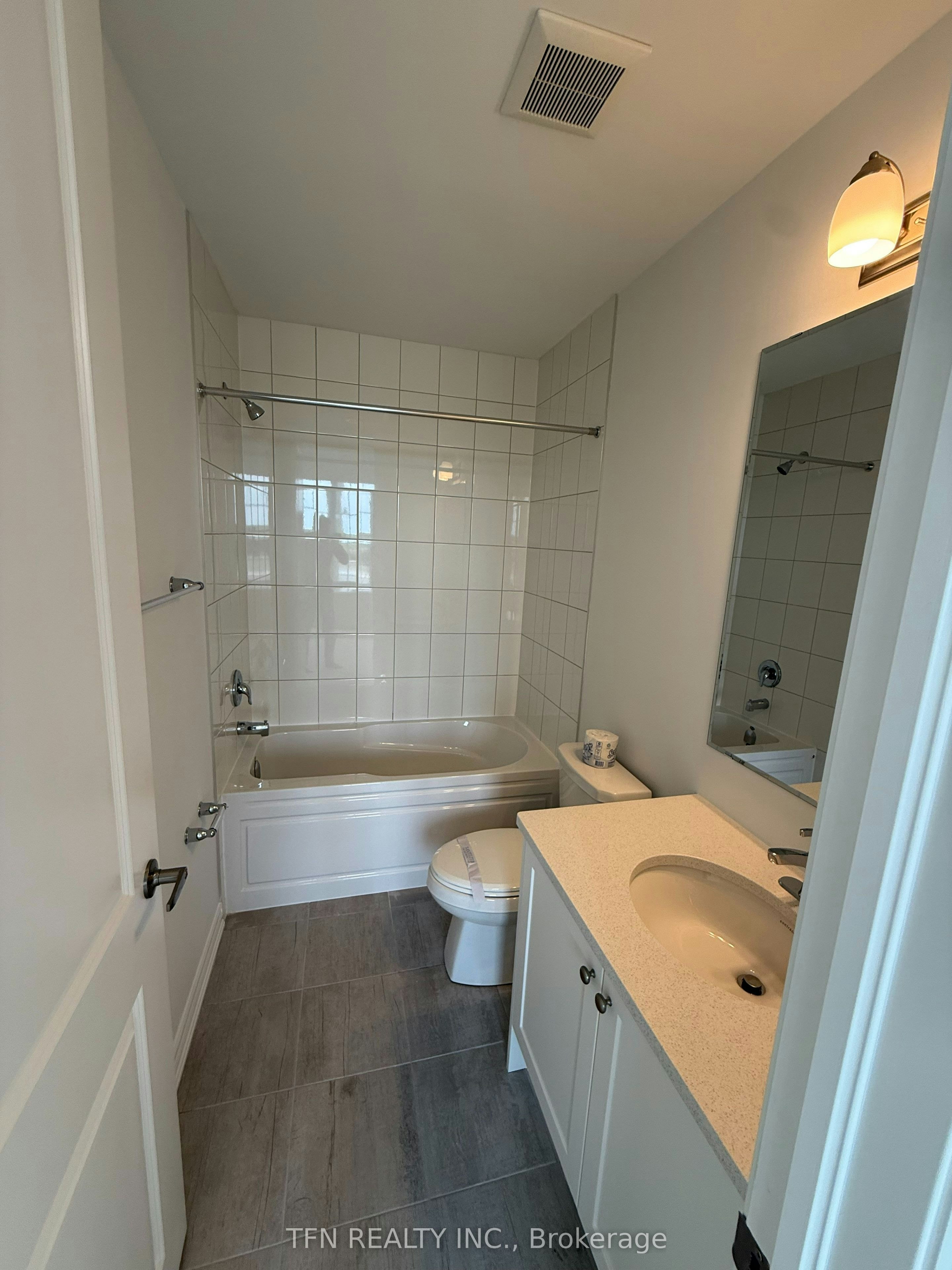 26 Pearen Lane N, Barrie, ON, L9J 0Z7 - 7