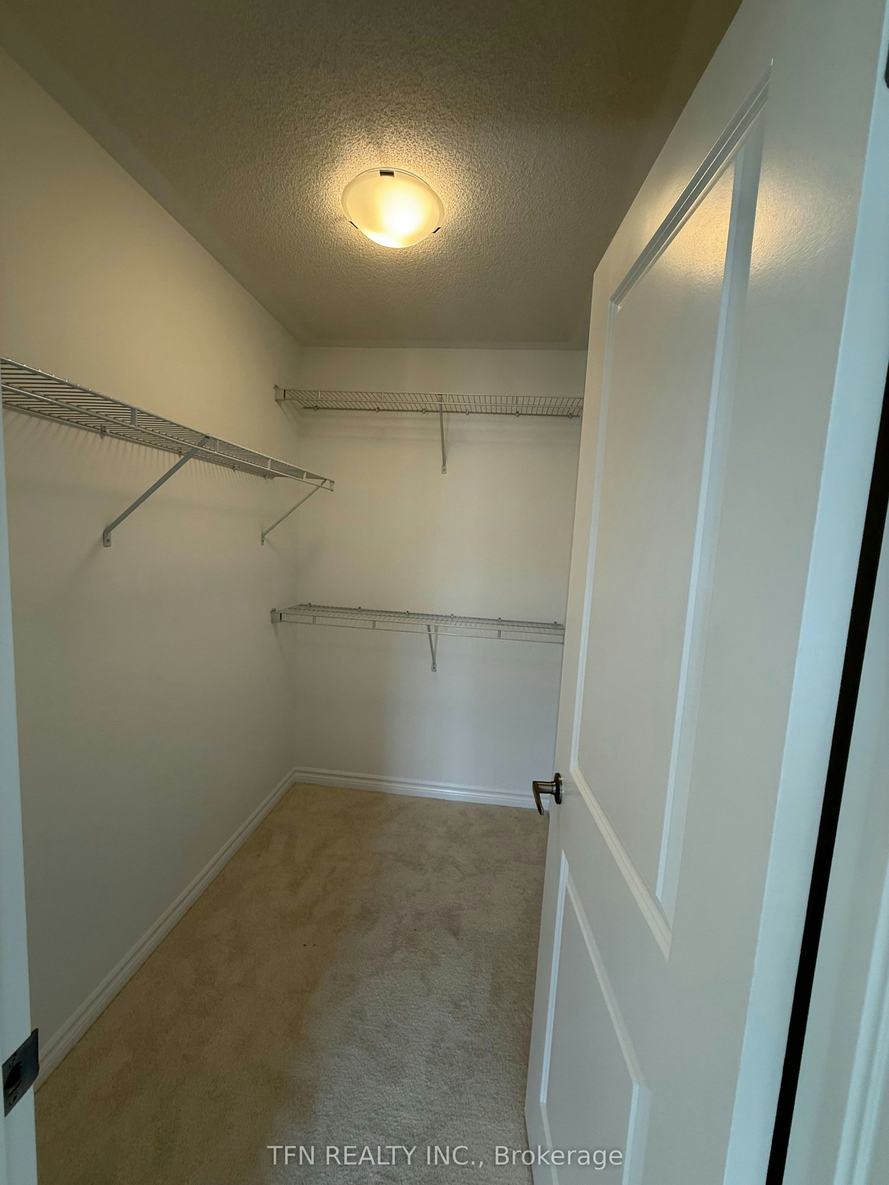 26 Pearen Lane N, Barrie, ON, L9J 0Z7 - 28