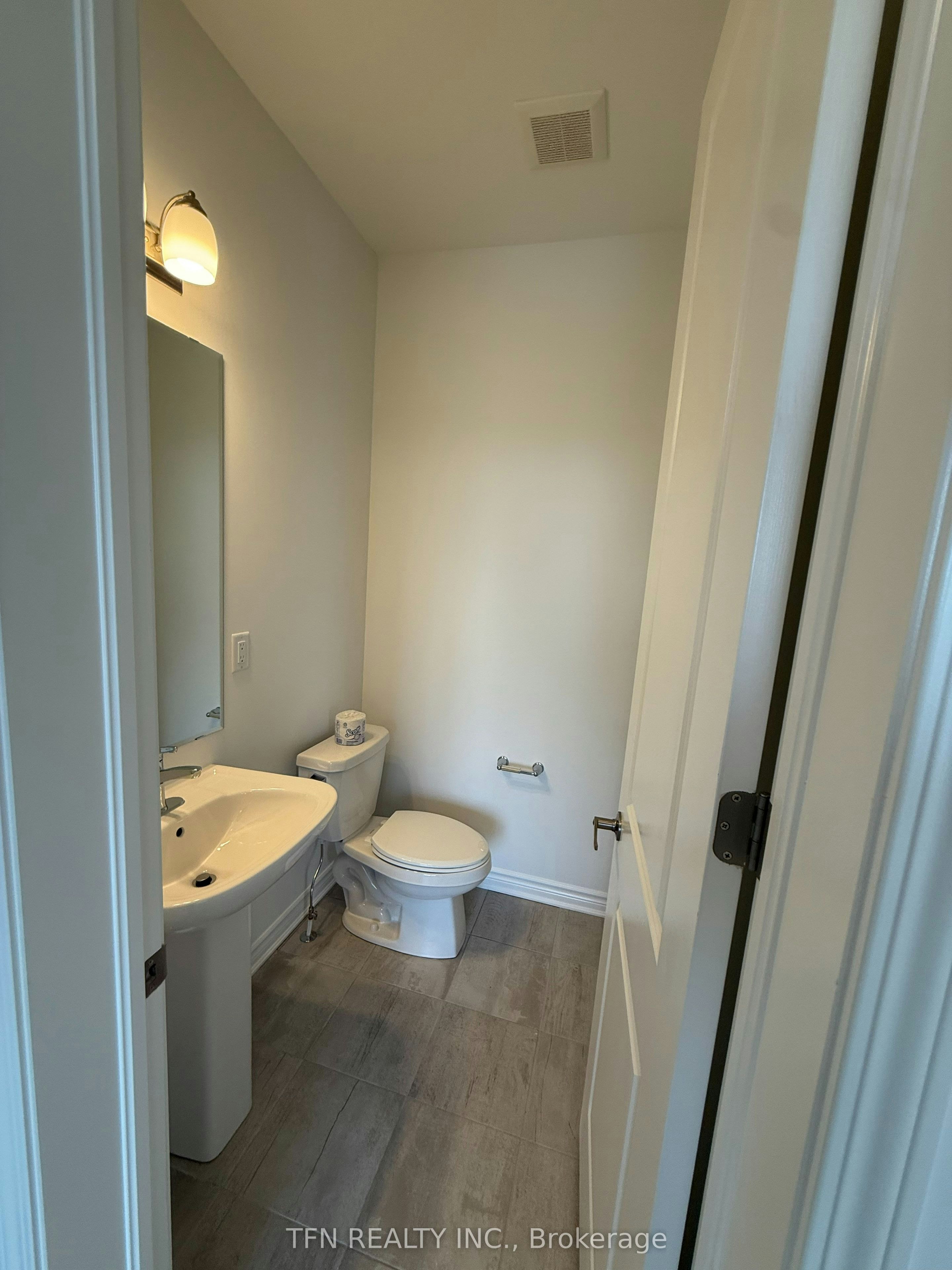26 Pearen Lane N, Barrie, ON, L9J 0Z7 - 12