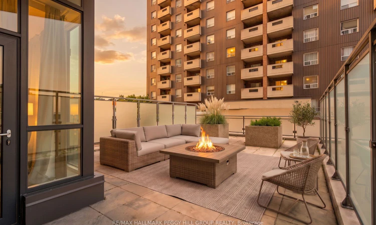 309-111 Worsley Street