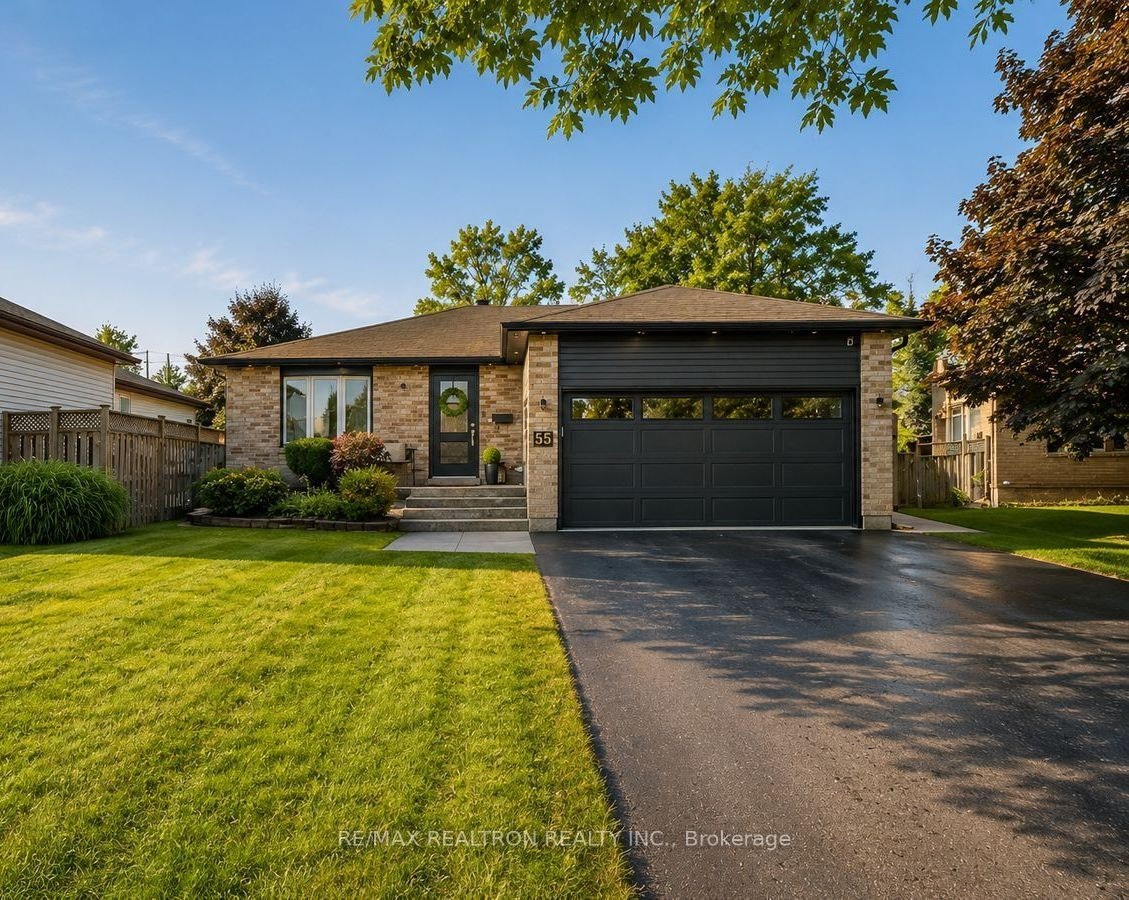 55 Laurie Crescent, Barrie, ON, L4M 6C7
