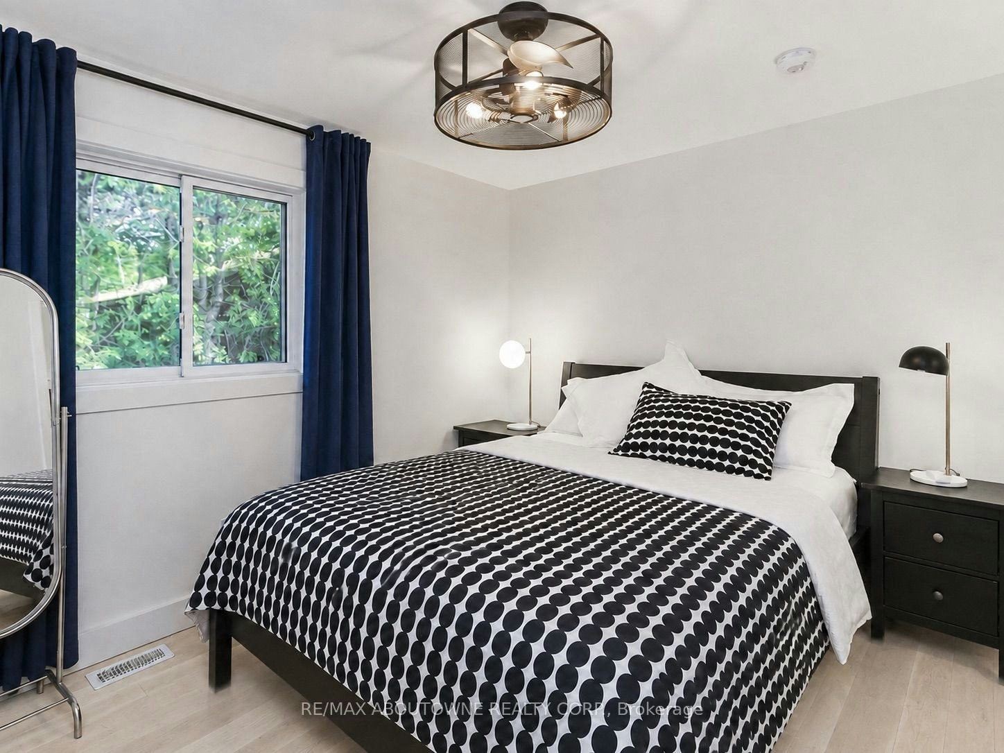 12 49th Street N, Wasaga Beach, ON, L9Z 1Y1 - 10