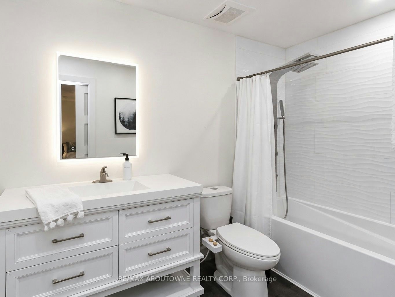 12 49th Street N, Wasaga Beach, ON, L9Z 1Y1 - 12