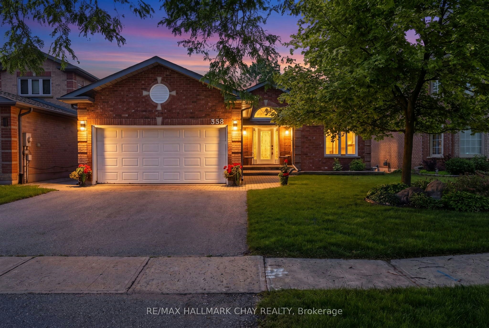 358 Livingstone Street W, Barrie, ON, L4N 7K7