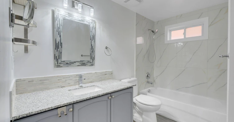 (main)-16 Waddington Crescent, Barrie, ON, L4N 8C8 - 4